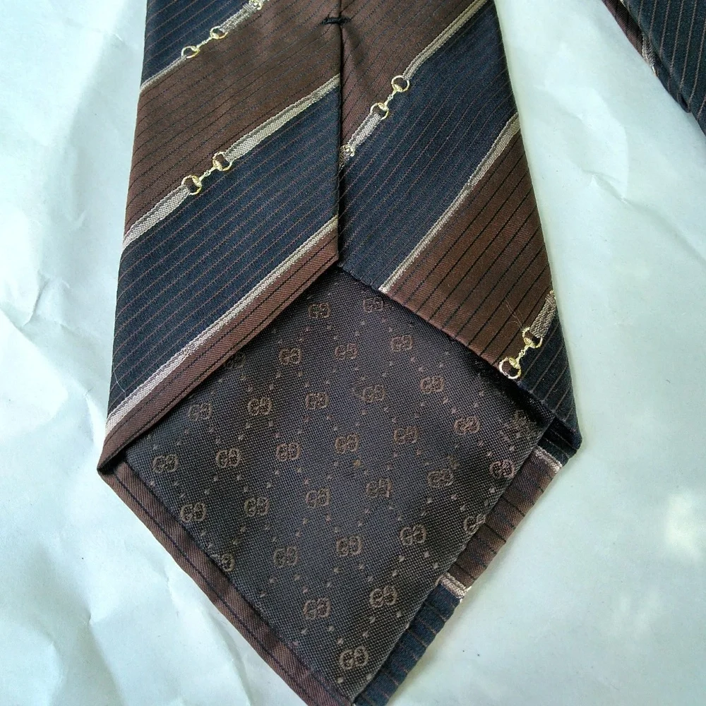 GUCCI VINTAGE HORSEBIT SILK NECK TIE brown black